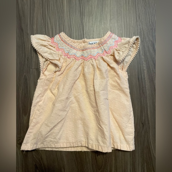 Nicole Miller Cream & Pink Blouse with Ruffle Sleeves and embroidered detail 5T - Picture 1 of 4